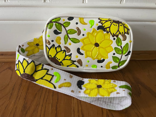 Sunny Pack purse
